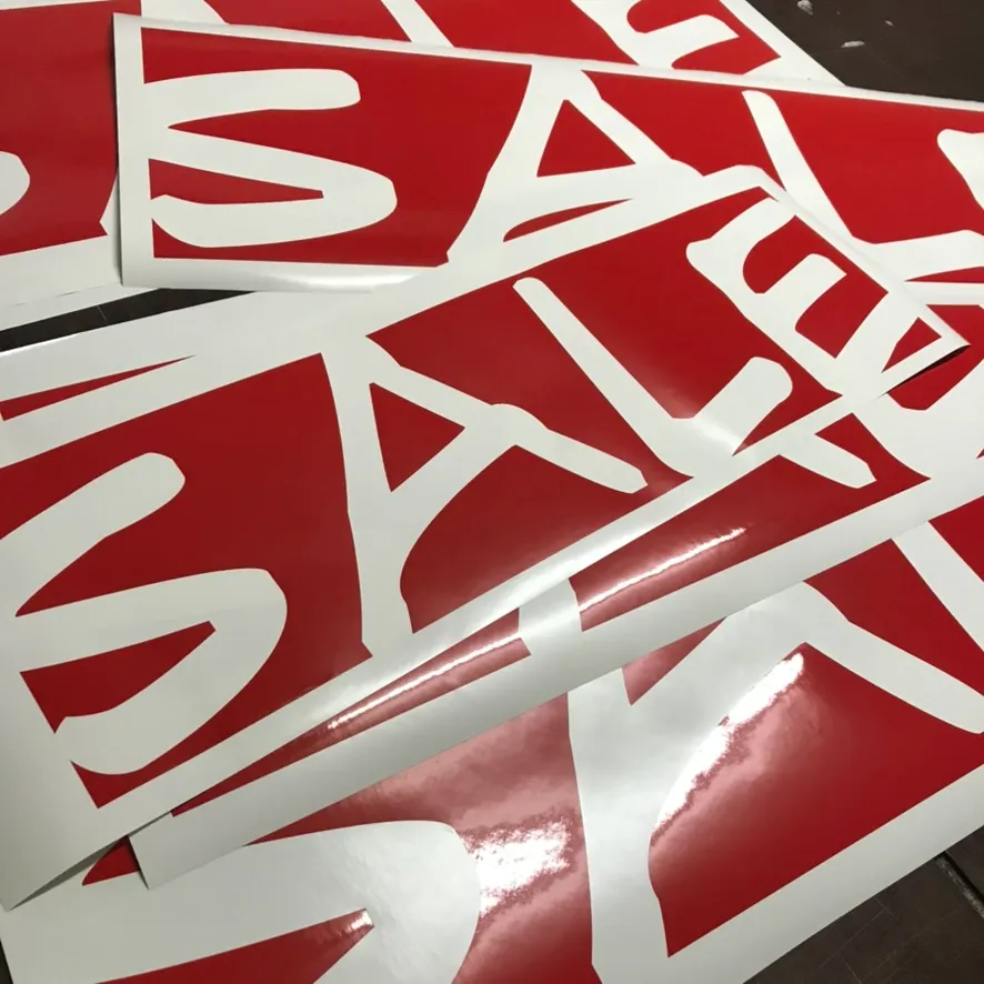 Konturgeschnittene Sale-Aufkleber